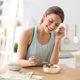 Ultimate Yogurt Containers perfect for salads, veggies, and proteins.