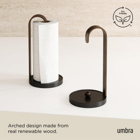 Umbra Bellwood on countertop offers easy access during meal prep.