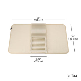 Umbra UDRY removable rack tray positioned for mixed dish sizes