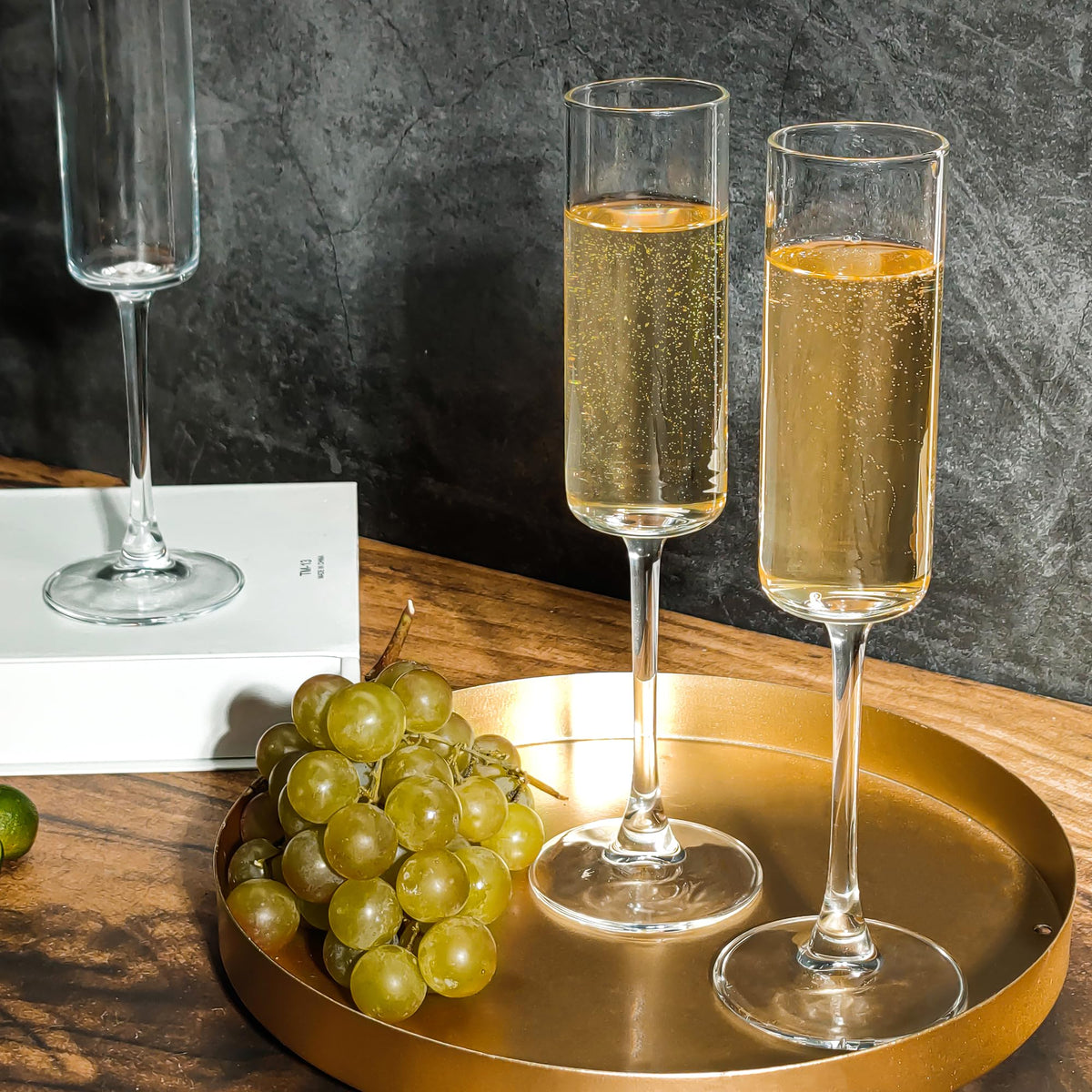 UMEIED sparkling wine glasses with elegant design, elevating bubbly visuals during parties.