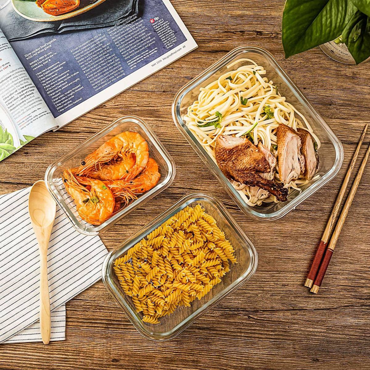 UMEIED stackable design fits neatly in fridge or cabinet for efficient organization.