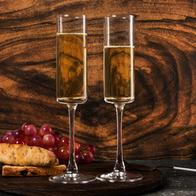 UMEIED versatile flutes ideal for wine tastings, parties, and home gatherings.