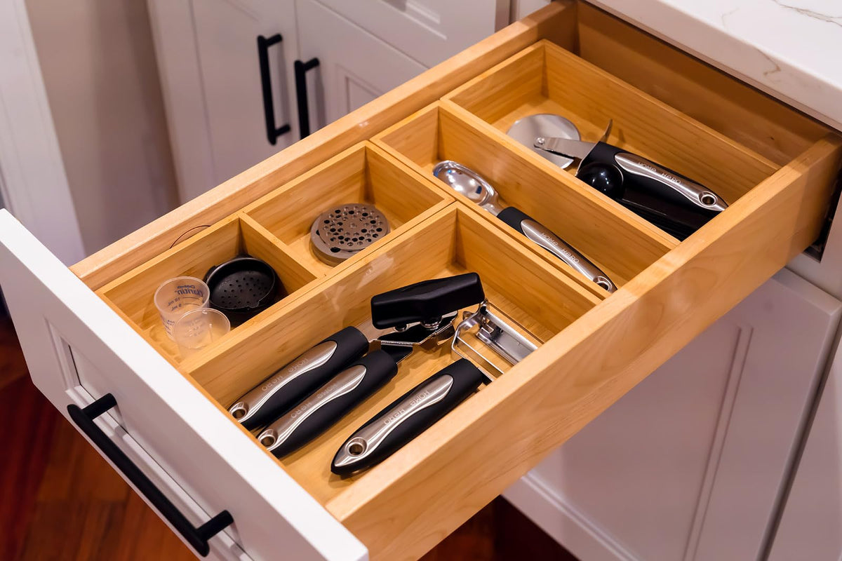 Umilife bamboo spice bottle storage keeps jars upright and easy to grab.