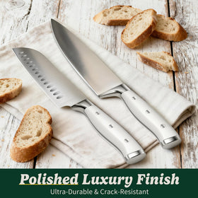 Umite Chef 8-inch bread knife cleanly slices crusts and soft centers