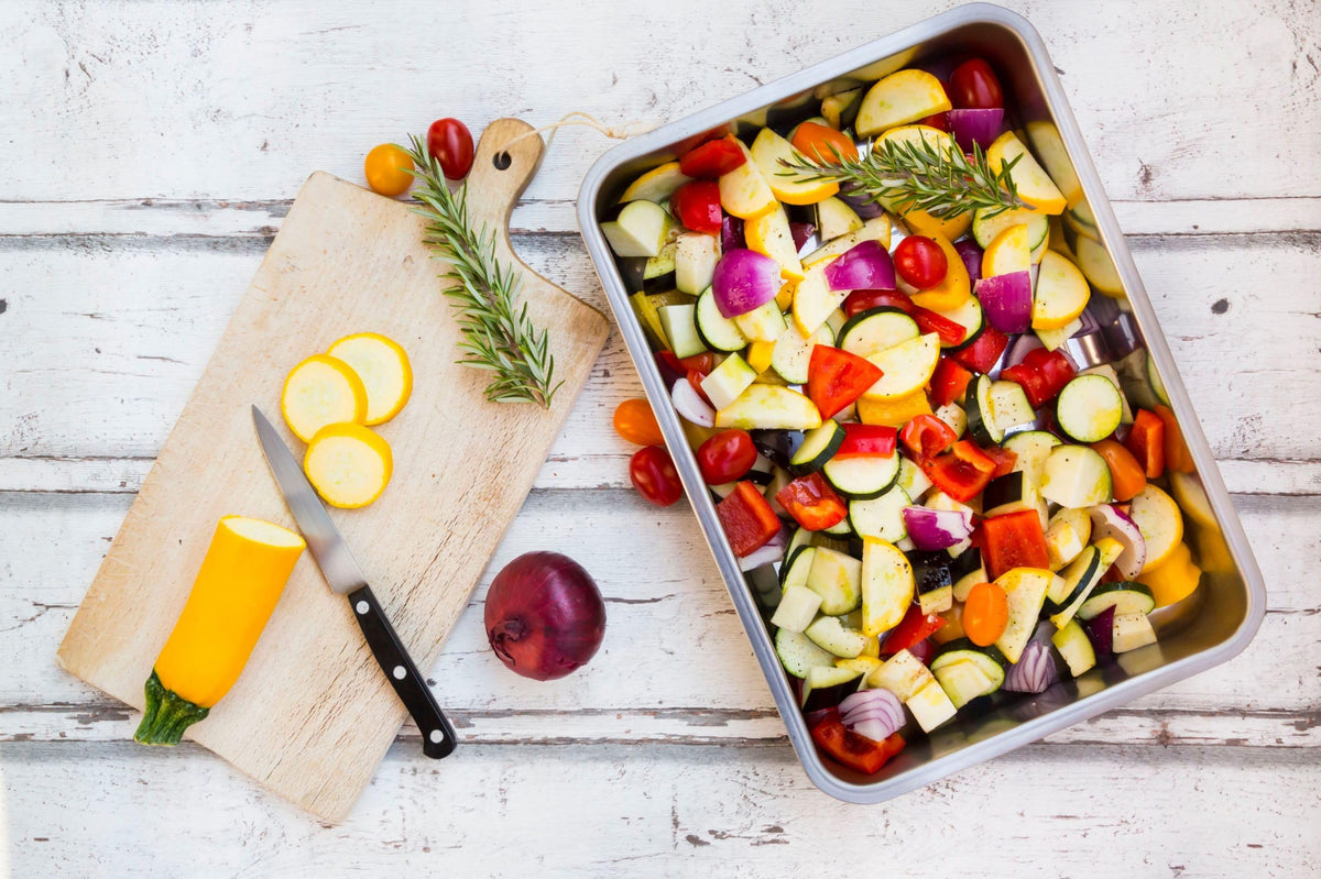 Umite Chef bare aluminum pan: durable, lightweight, and highly conductive.