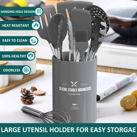 Umite Chef deep soup ladle with silicone head for smooth serving.