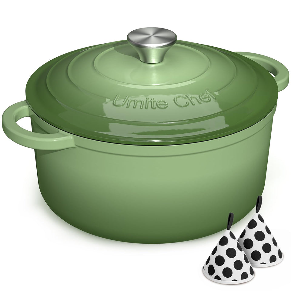 Umite Chef 7Qt Dutch oven with lid provides even heat for searing and braising.