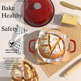 Umite Chef red enamelled cast iron pot emphasizes heat retention for crispy crusts.