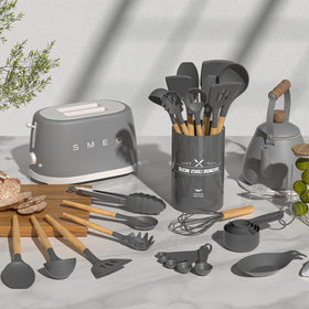 Umite Chef silicone spatula in gray protects non-stick cookware
