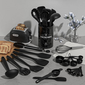 Umite Chef silicone utensils assembly shows 22-piece set ready for everyday cooking tasks