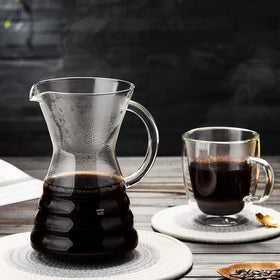 Unbreakable easy-clean glassware simplifies rinsing and maintenance.