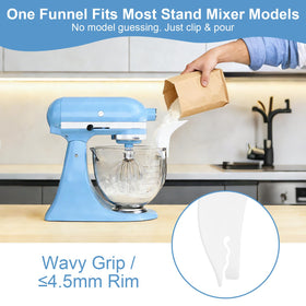 UNEFCYC silicone pouring chute prevents splashes during busy baking.