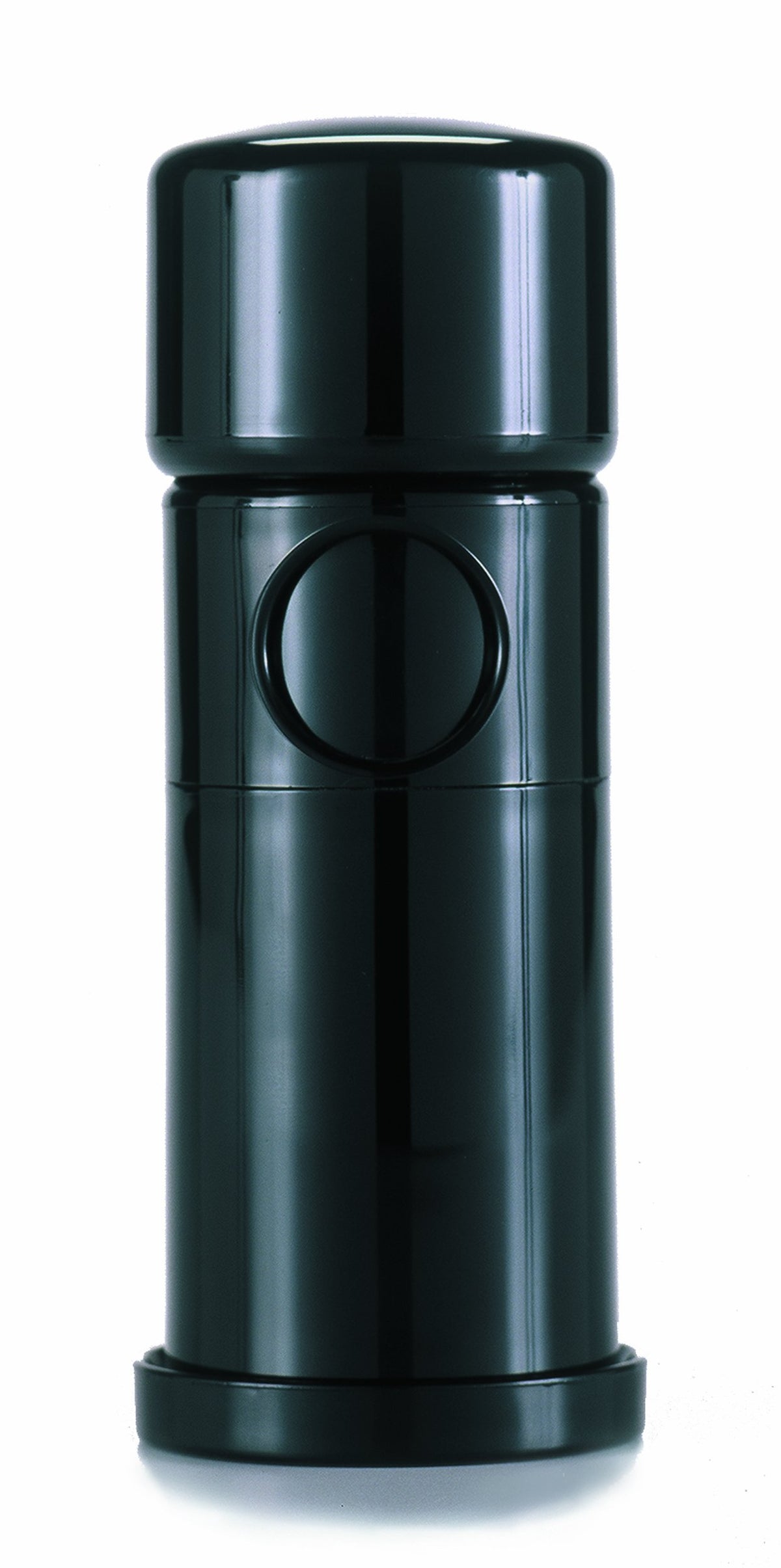 Unicorn Magnum pepper mill 6in black, storage chamber designed for large peppercorn loads.