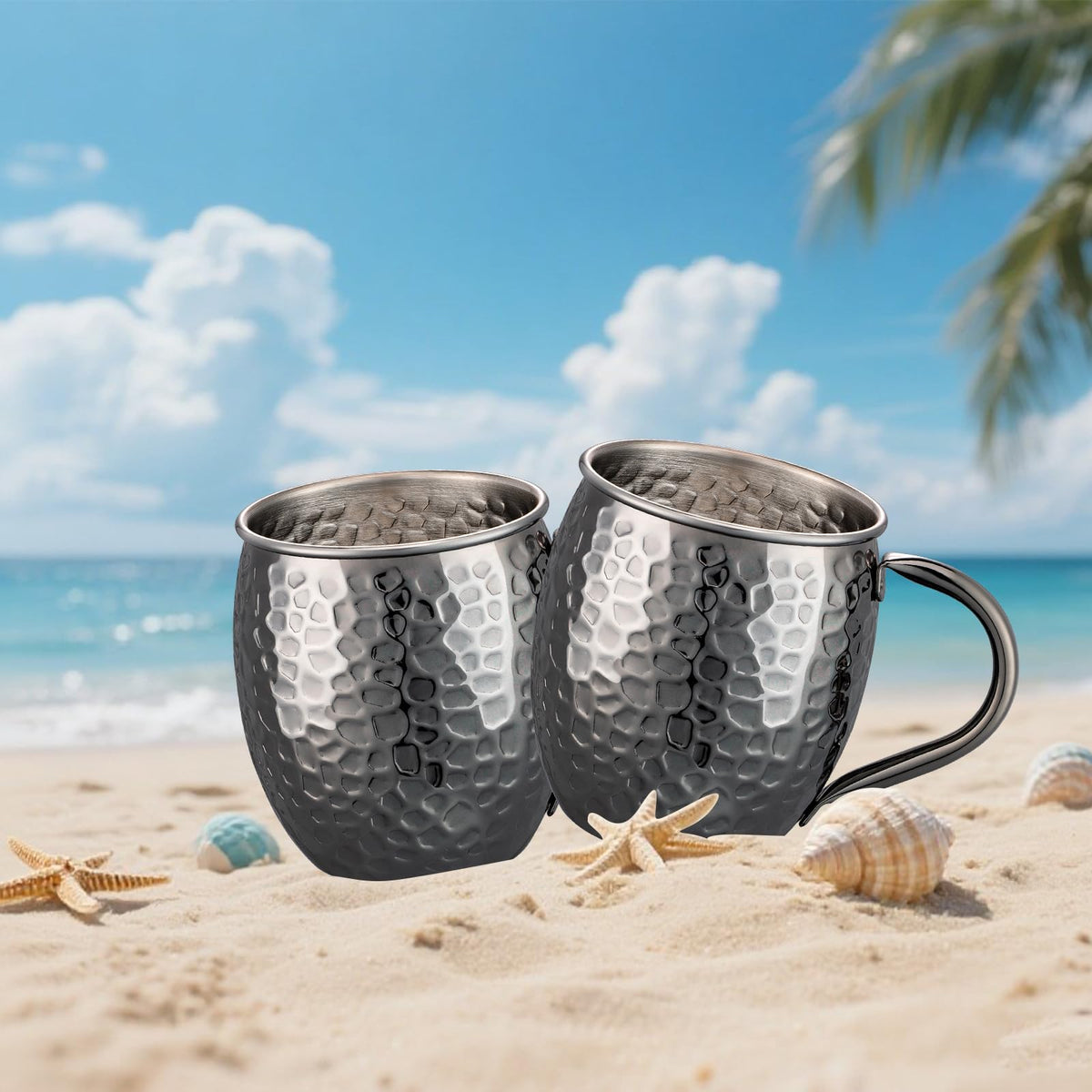 UNISWEET Moscow Mule mugs feature the copper outside for a vintage look.