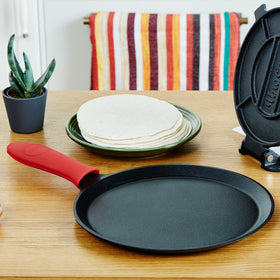 Uno Casa pre-seasoned cast iron comal ready to use.