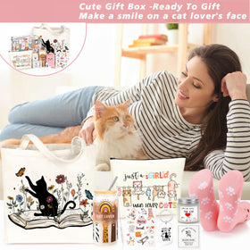 UNQJRY cat keychain kept with keys and accessories