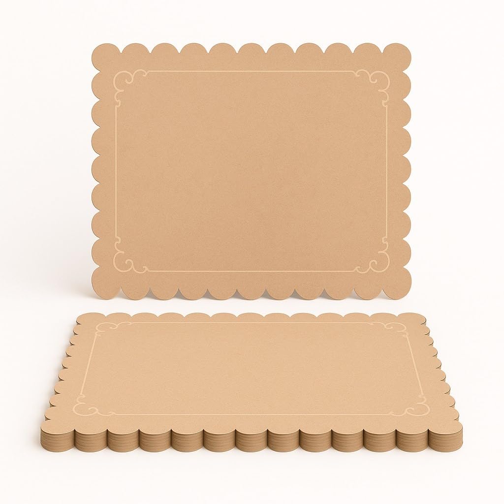 Ur-Way kraft placemats in light brown with scalloped edges for rustic table decor.