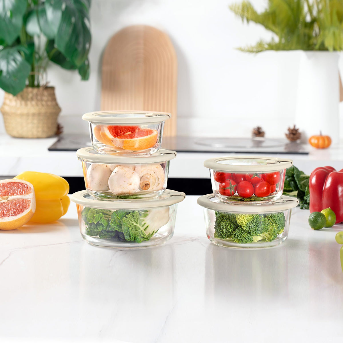Urban Green microwave-safe glass container with lid on for quick reheating.