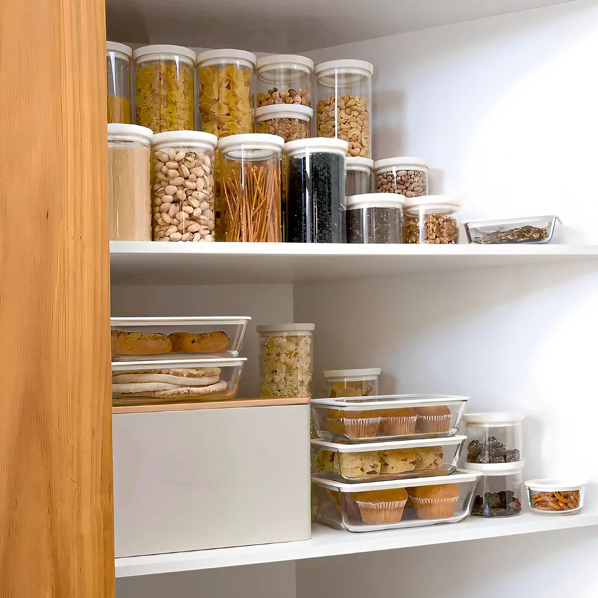 Urban Green rectangle 48oz glass container stores family meals.