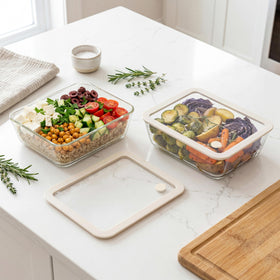 Urban Green square 20oz glass container great for lunches and snacks
