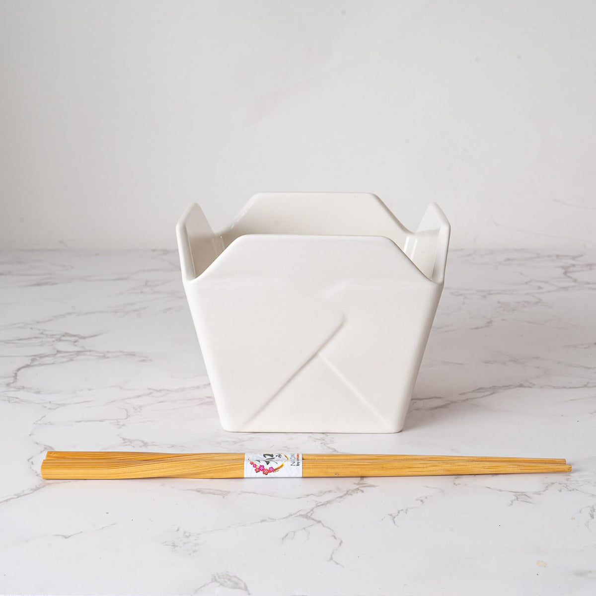 Urban Tokyo rice and noodles serving bowl in action for stir-fries and soups