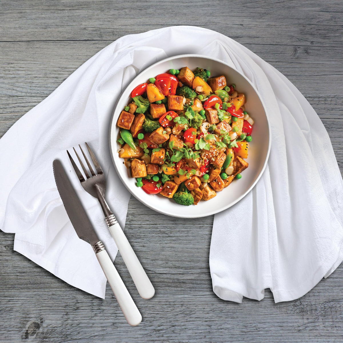 Urban Villa extra-large white flour sack towels soft and absorbent for everyday use.