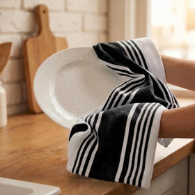 Urban Villa towels are machine washable for effortless maintenance.