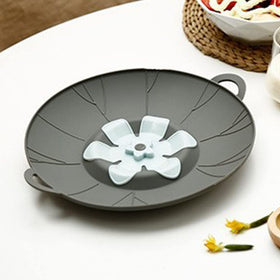 URMONA silicone lids set designed for appliance-friendly use on multiple heat sources.