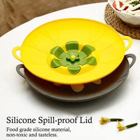 URMONA silicone lids set drying and hanging neatly after washing.