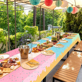 UROINEPA popsicle-themed table cover adds a delightful vibe to picnics and gatherings.