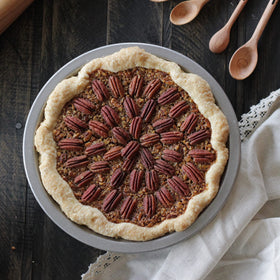 USA Pan resists warping for stable, durable bakeware.