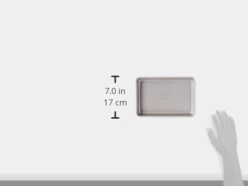 Close-up of USA Pan mini sheet pan 6x9 inch surface for toaster ovens.