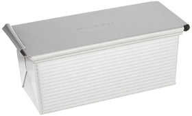 USA Pan Pullman loaf pan with cover, 9x4, for uniform square loaves and neat slices.
