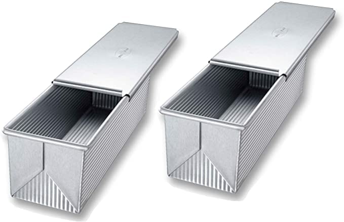 USA Pan Pullman loaf pan with cover delivers uniform square loaves.