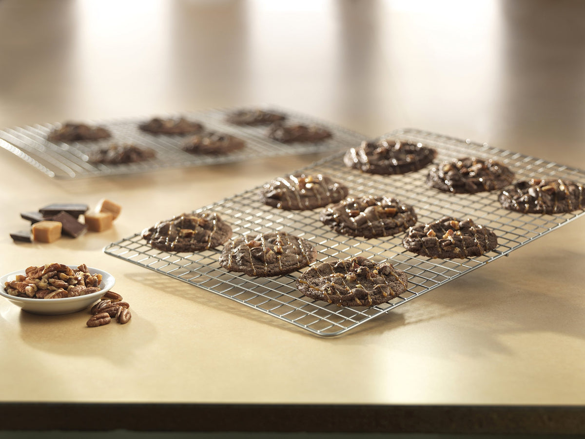 USA Pan X-Large cooling rack, oven-safe to 450F, suitable for hot from-the-oven tasks.