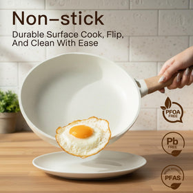 USELUCK one-point-nine-quart saucepan image emphasizing precise simmer control