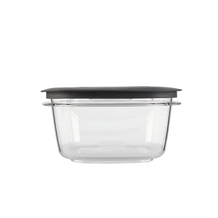 Utensilux Grey Flex and Seal lids providing leak-proof sealing for fresh storage.