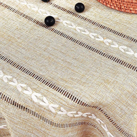 Utobanh dust cover for multipurpose table protects against dust and spills.