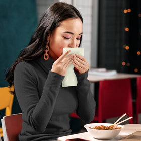 Utopia Kitchen durable napkins suited for frequent family meals.