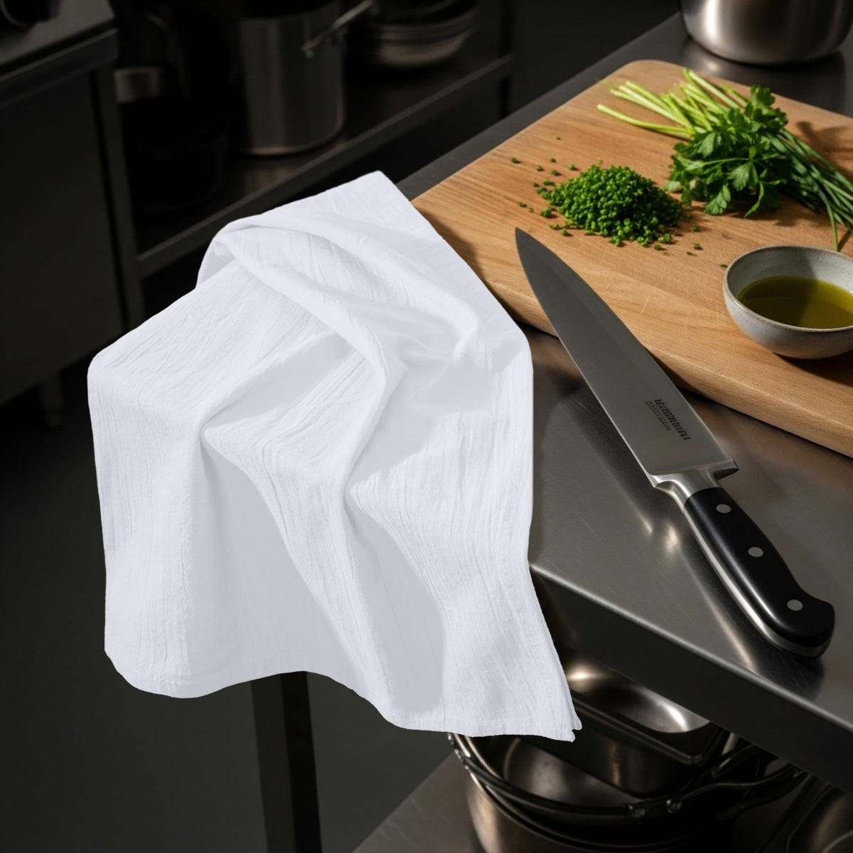 Machine washable and absorbent Utopia Kitchen flour sack towels