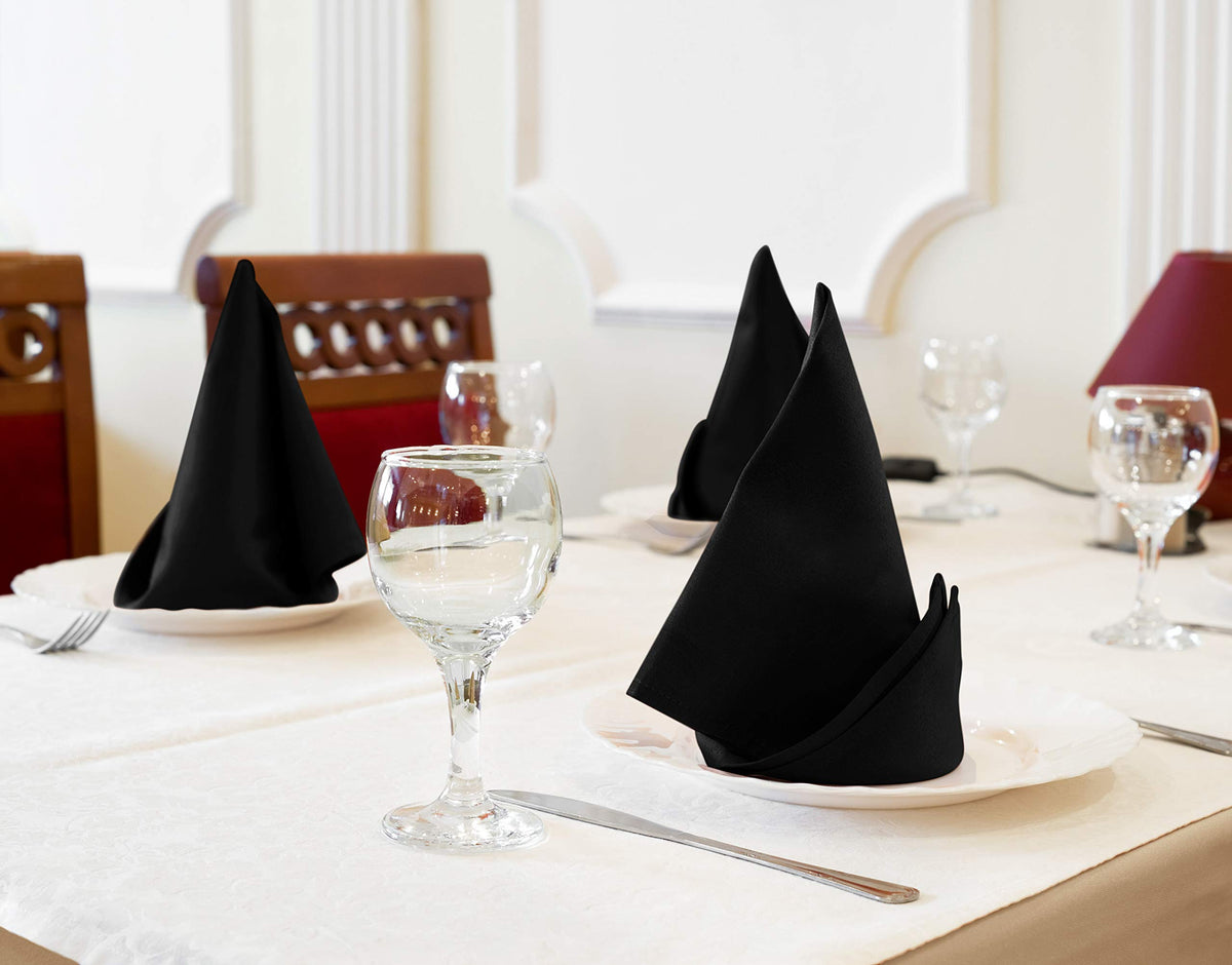 Utopia Kitchen hotel-quality napkins elevate banquet-table presentations.