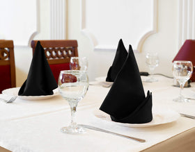 Utopia Kitchen hotel-quality napkins elevate banquet-table presentations.