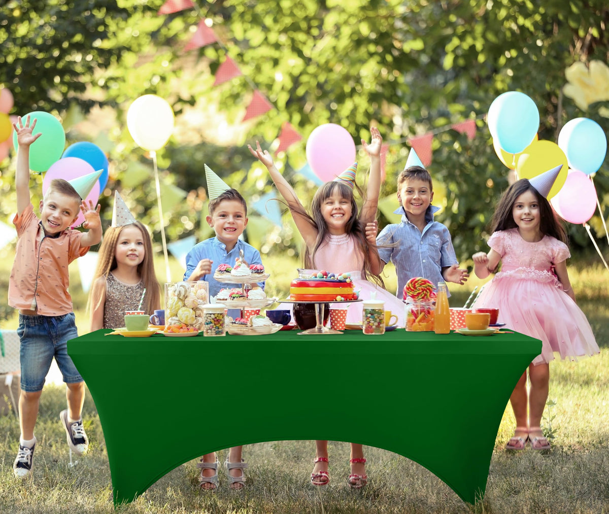 Durable, reusable table cover ideal for hotels and exhibition displays