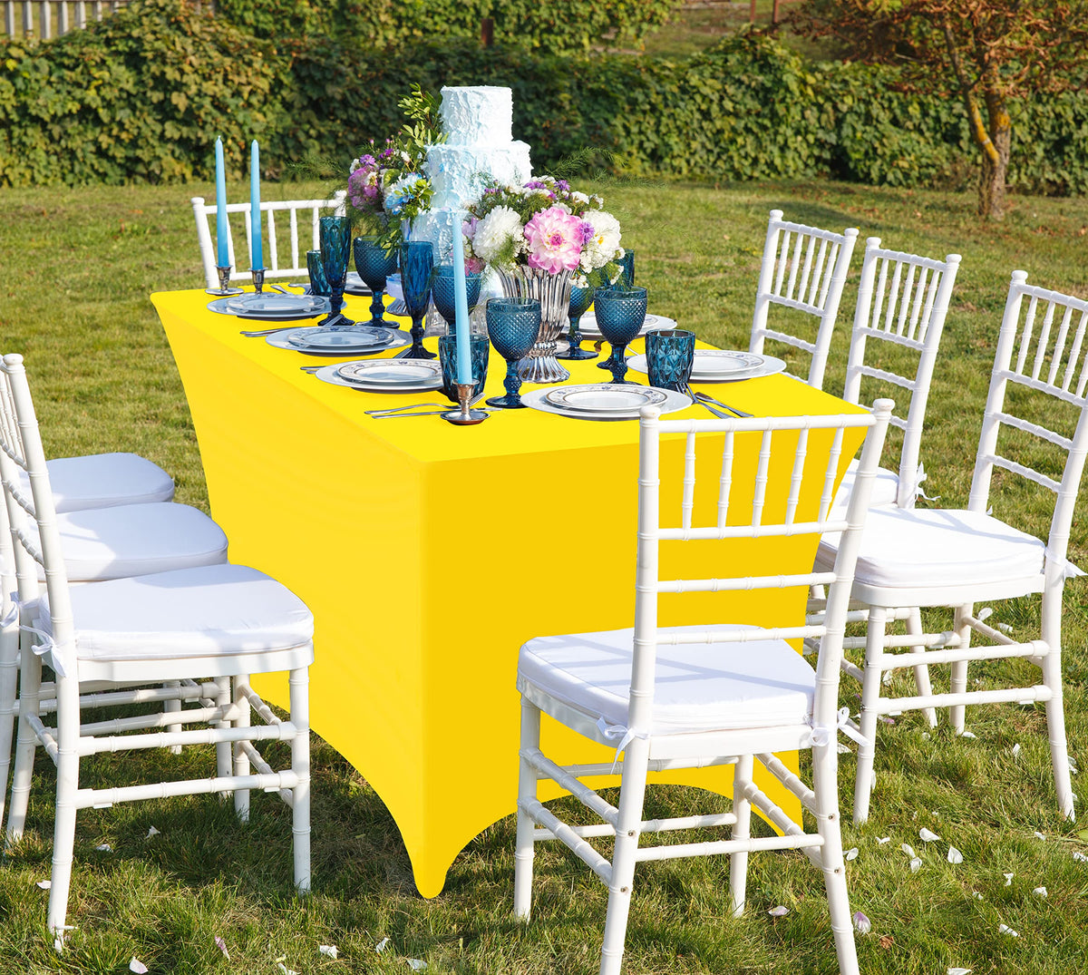 Utopia Kitchen spandex tablecloth stain and scratch resistant protection for busy venues.