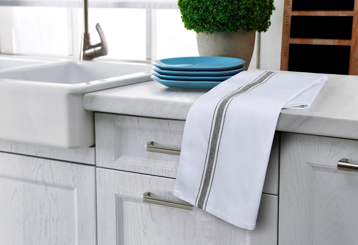 Utopia Towels black dish towels closeup, soft weave and lint-free surface
