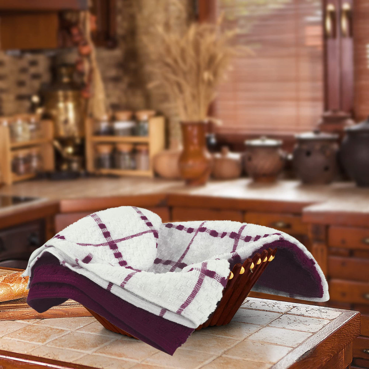 Utopia Towels towels designed for handling hot cookware and fast cleanups.