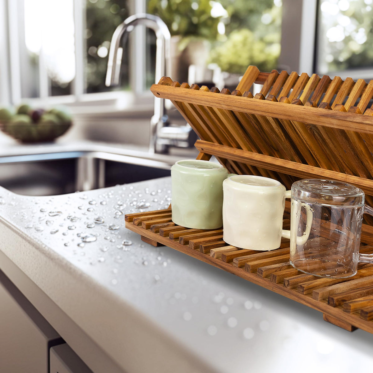 Utoplike premium teak wood highlights crack resistance and durability.