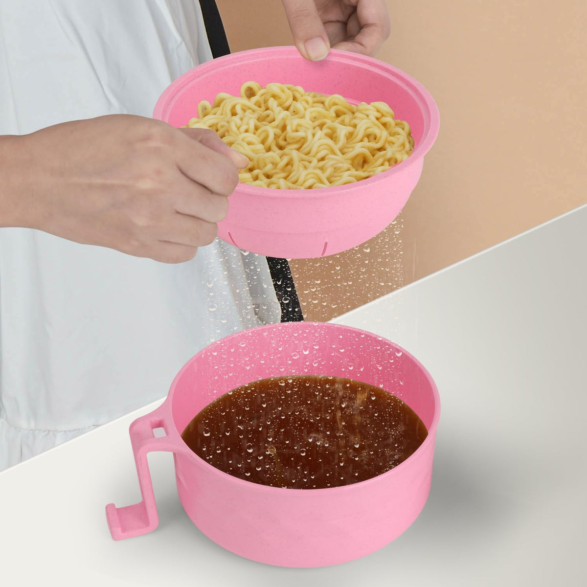 UUGLAM microwave ramen cooker 33oz enables quick noodle meals.