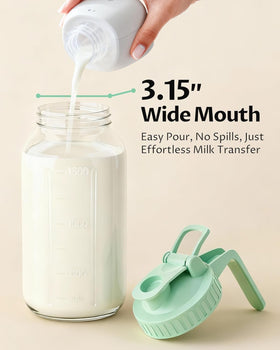 VA1KENE dishwasher-safe glass water jar is simple to clean and reuse.