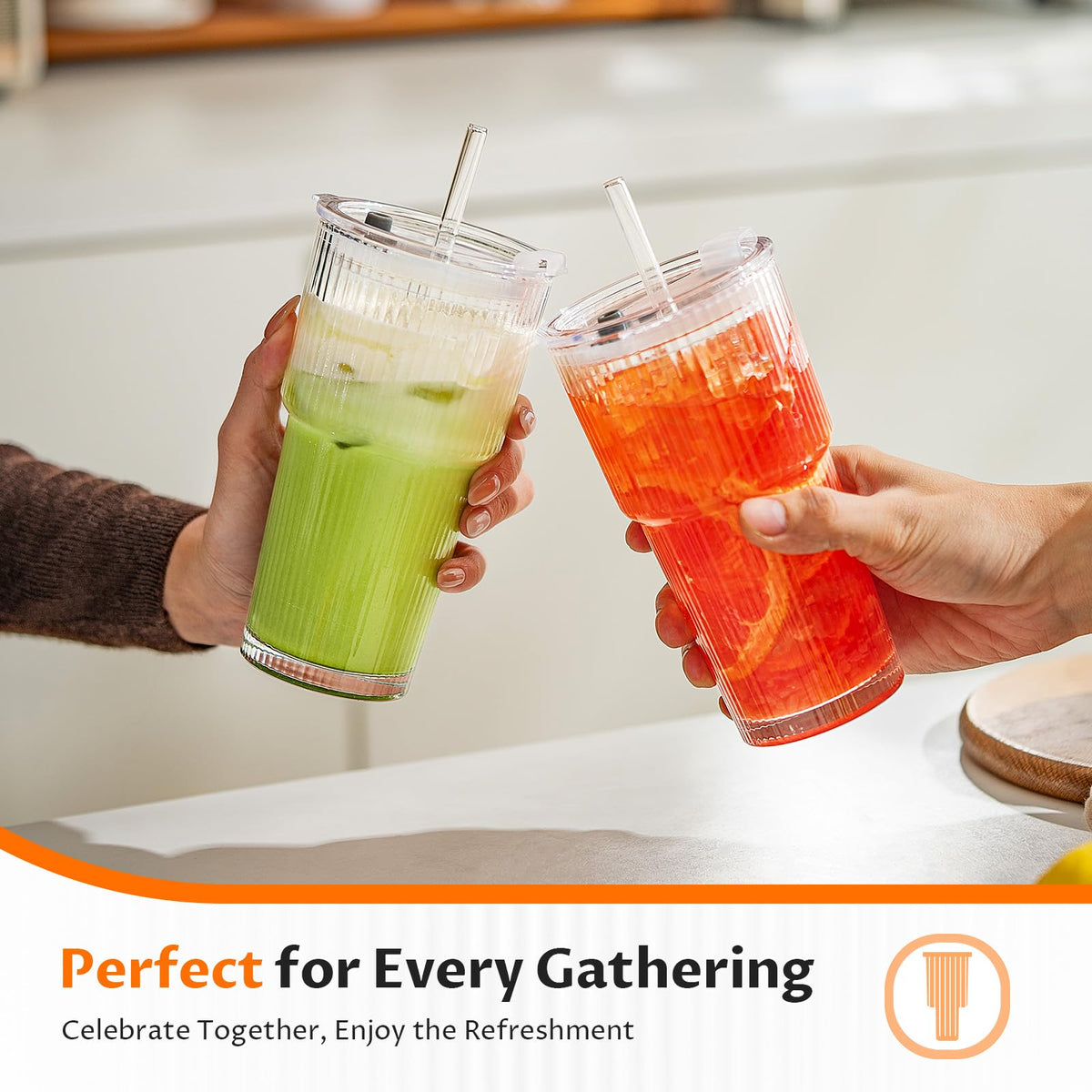 VA1KENE ribbed glass cup with lid improves grip and modern style.